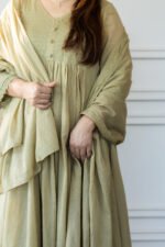 Minimal and elegant design of Aangan Edit Kurti