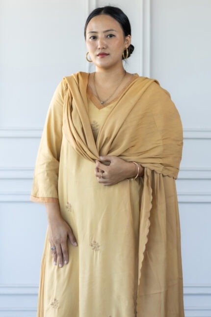 Eshara Kurti front view with elegant embroidery