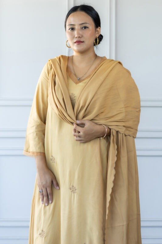 Eshara Kurti front view with elegant embroidery